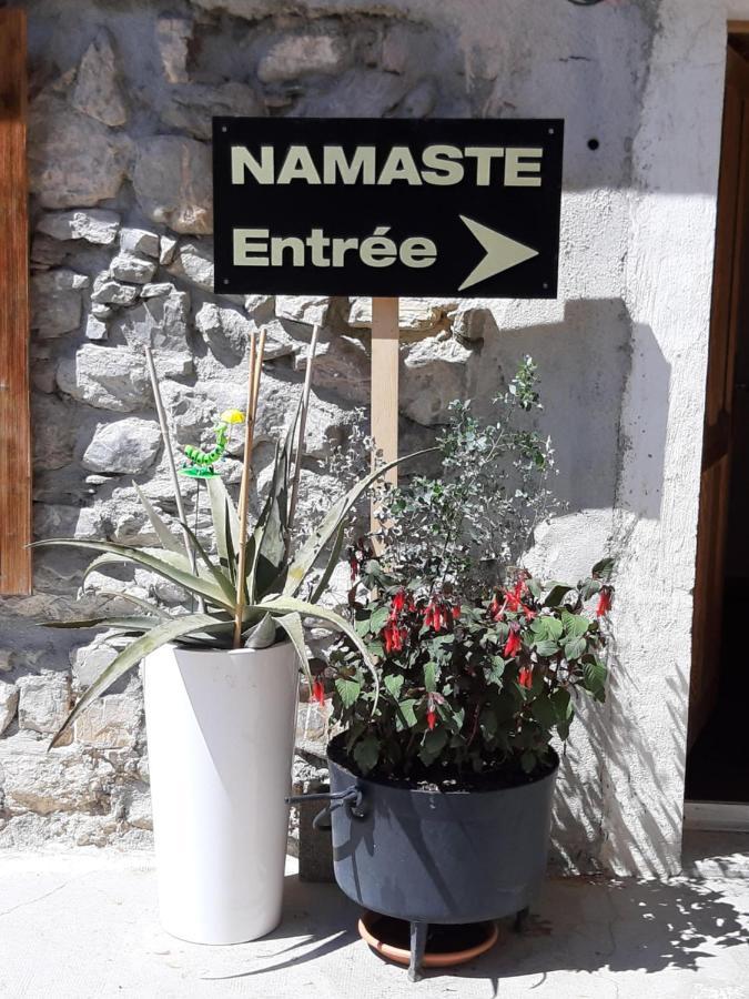 "Namaste" Chambre Zen Au Calme Saint-Jean-dʼAulps Екстериор снимка