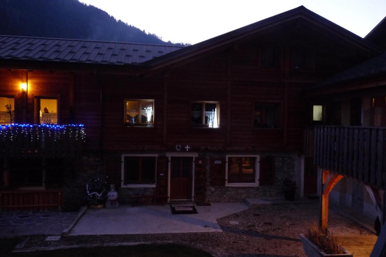 "Namaste" Chambre Zen Au Calme Saint-Jean-dʼAulps Екстериор снимка
